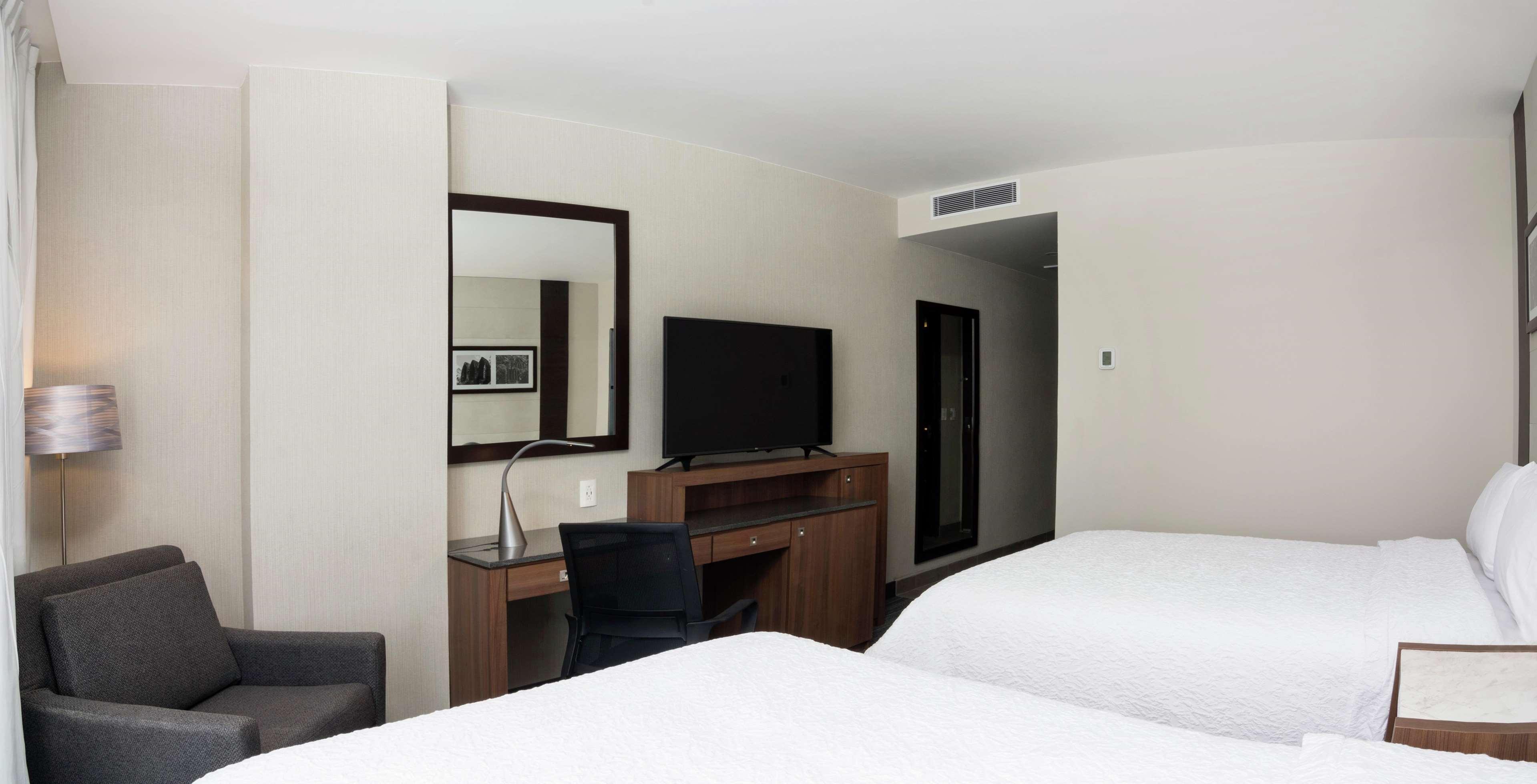 Hampton Inn And Suites San Luis Potosi Slp ภายนอก รูปภาพ